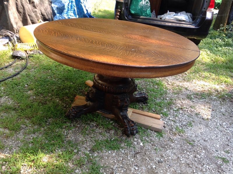 Antique 1904 Tiger Oak 54 Inch Round Lion Head Claw Feet Carved Table For In Crystal Lake Il Offerup Antique 1904 Tiger Oak 54 Inch Round, Antique Round Oak Table With Claw Feet