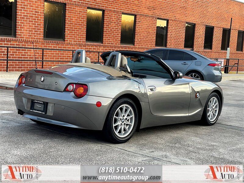2004 BMW Z4 2.5i