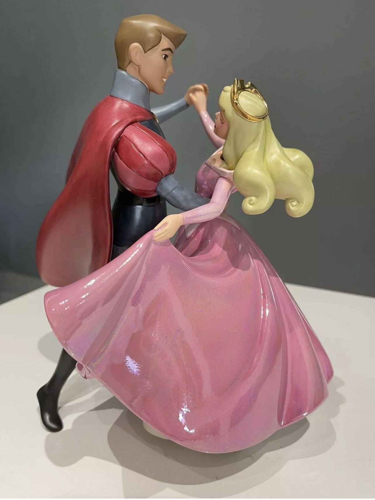 Walt Disney Classics Collection  Porcelain Figurine  