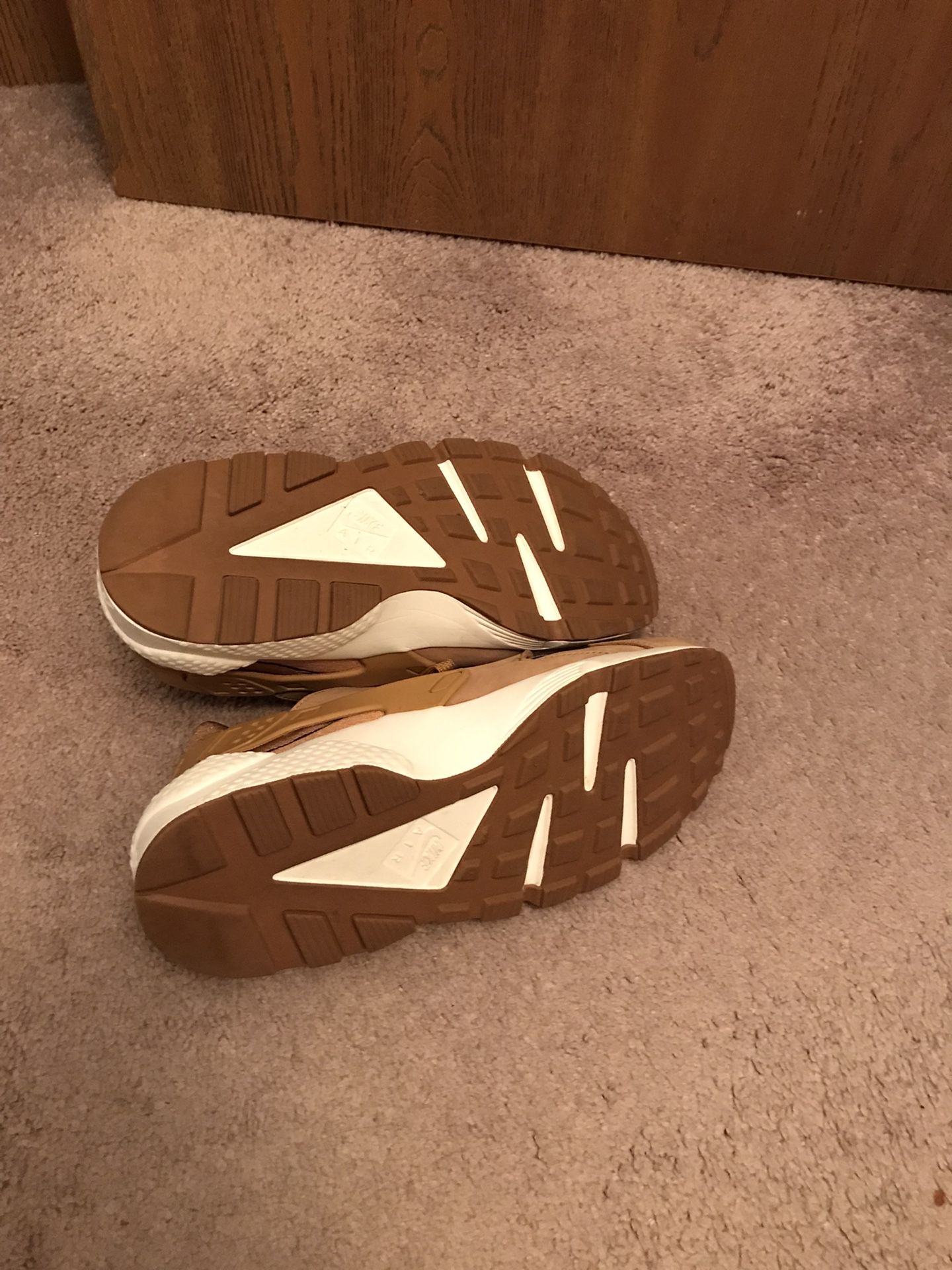 Nike Huarache Casual Shoes 10.5