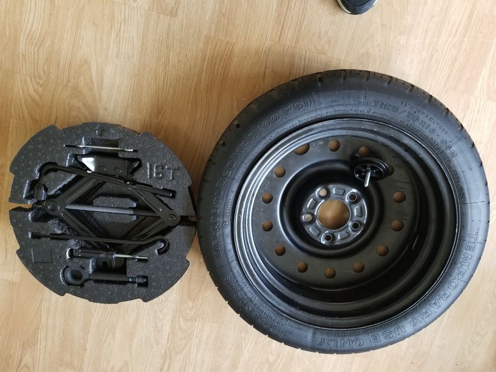 Hyundai veloster turbo spare tire kit for Sale in Baltimore, MD OfferUp