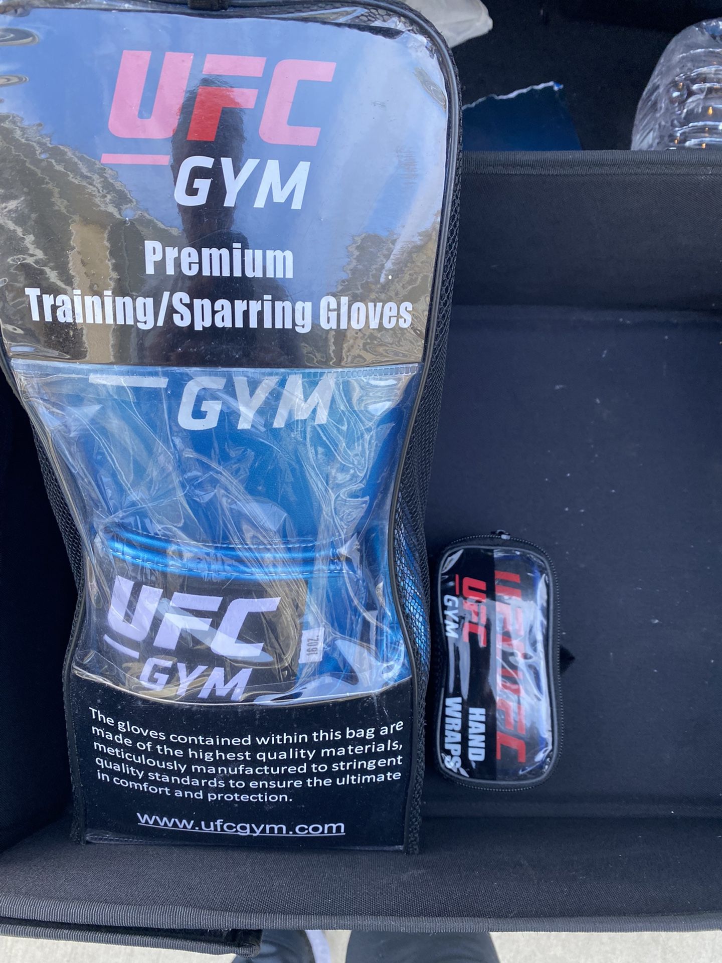UFC BOXING GLOVES
