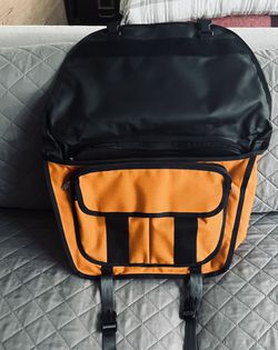 Chrome citizen messenger cross body bag with seat belt buckle in orange Thumbnail