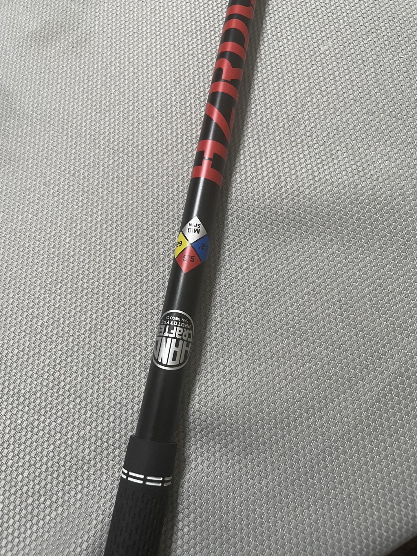 Hzrds red hand crafted 5.5 reg flex shat