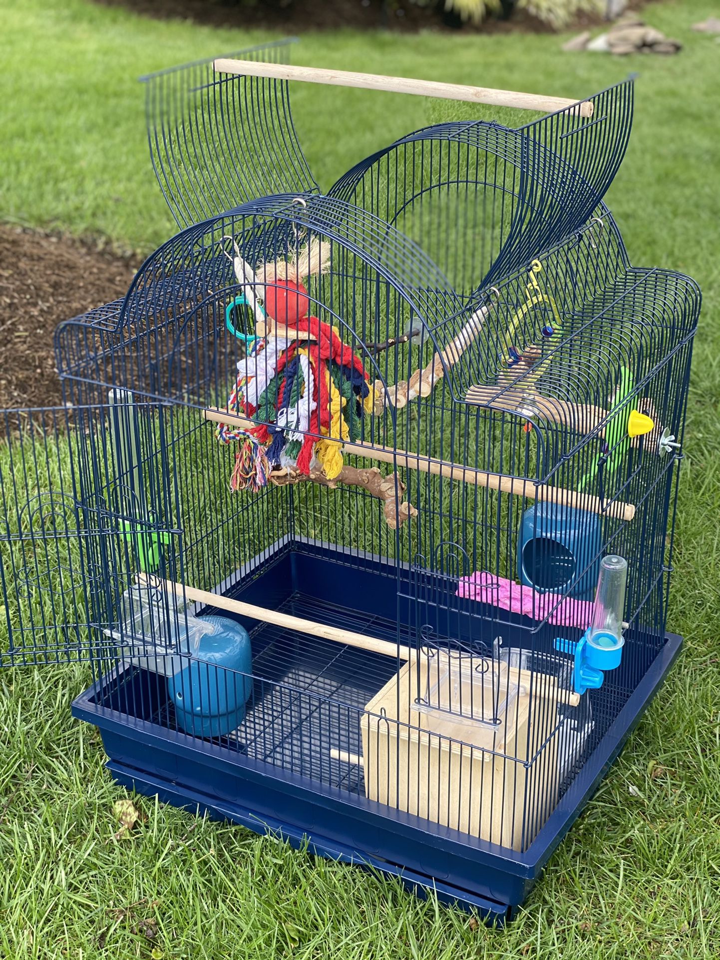 Birds cage In Perfect Condition With Lots Of Extra’s