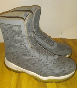 Jordan Future Boot Size 8.5 Thumbnail