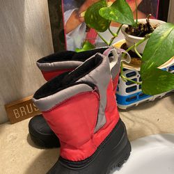 Great Boots For Kids Size 10 Used A Few Times They Are Like New! Thumbnail