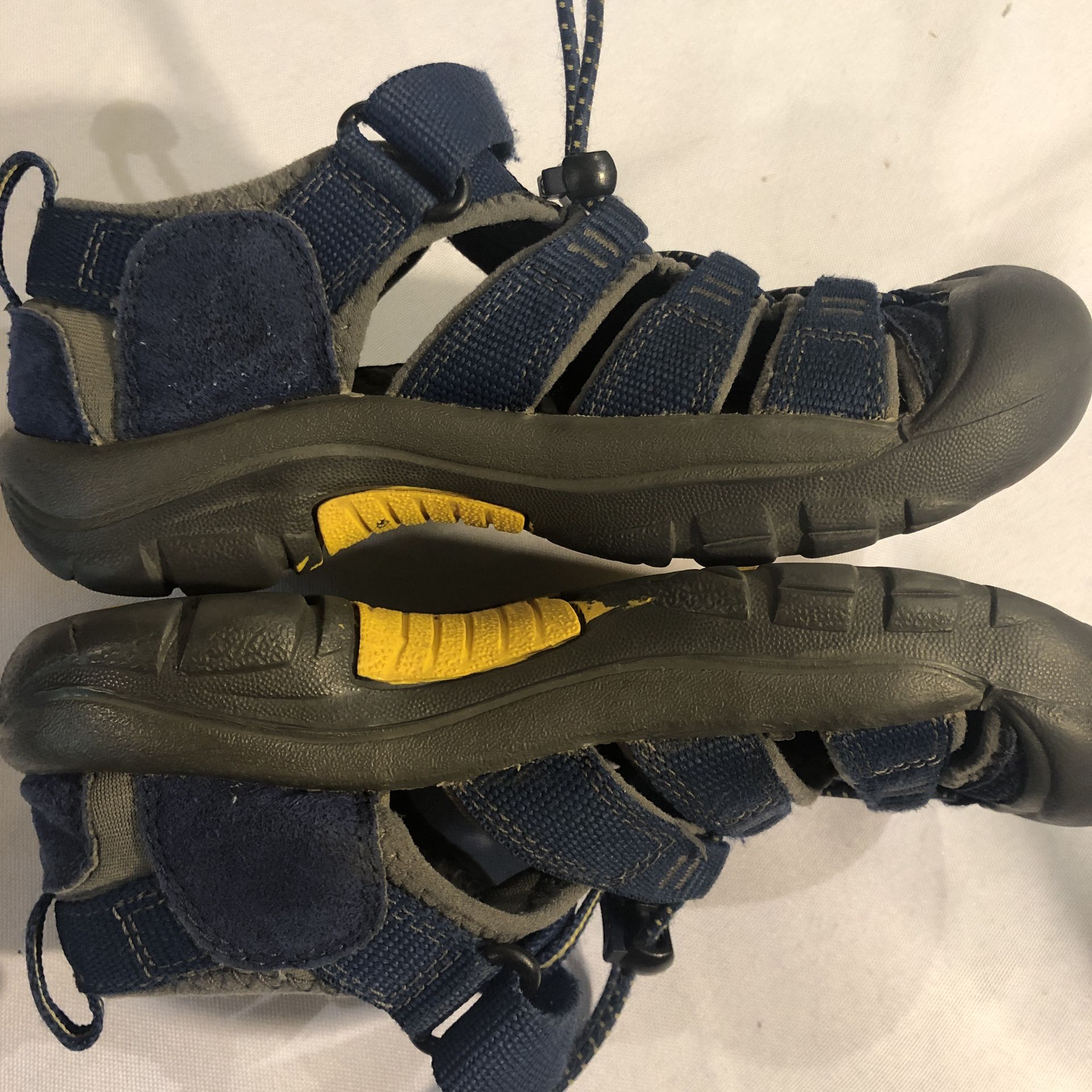 Keen Newport H2 Youth Kids Outdoor Waterproof Hiking Sandal Size 13 Navy Blue