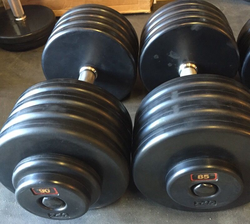 NEW GPI PRO RUBBER DUMBBELLS .60 per lb !! for Sale in El Cajon, CA ...