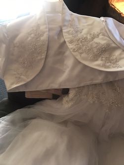 Beautiful Princess Wedding Dress With Jacket And Vail Thumbnail