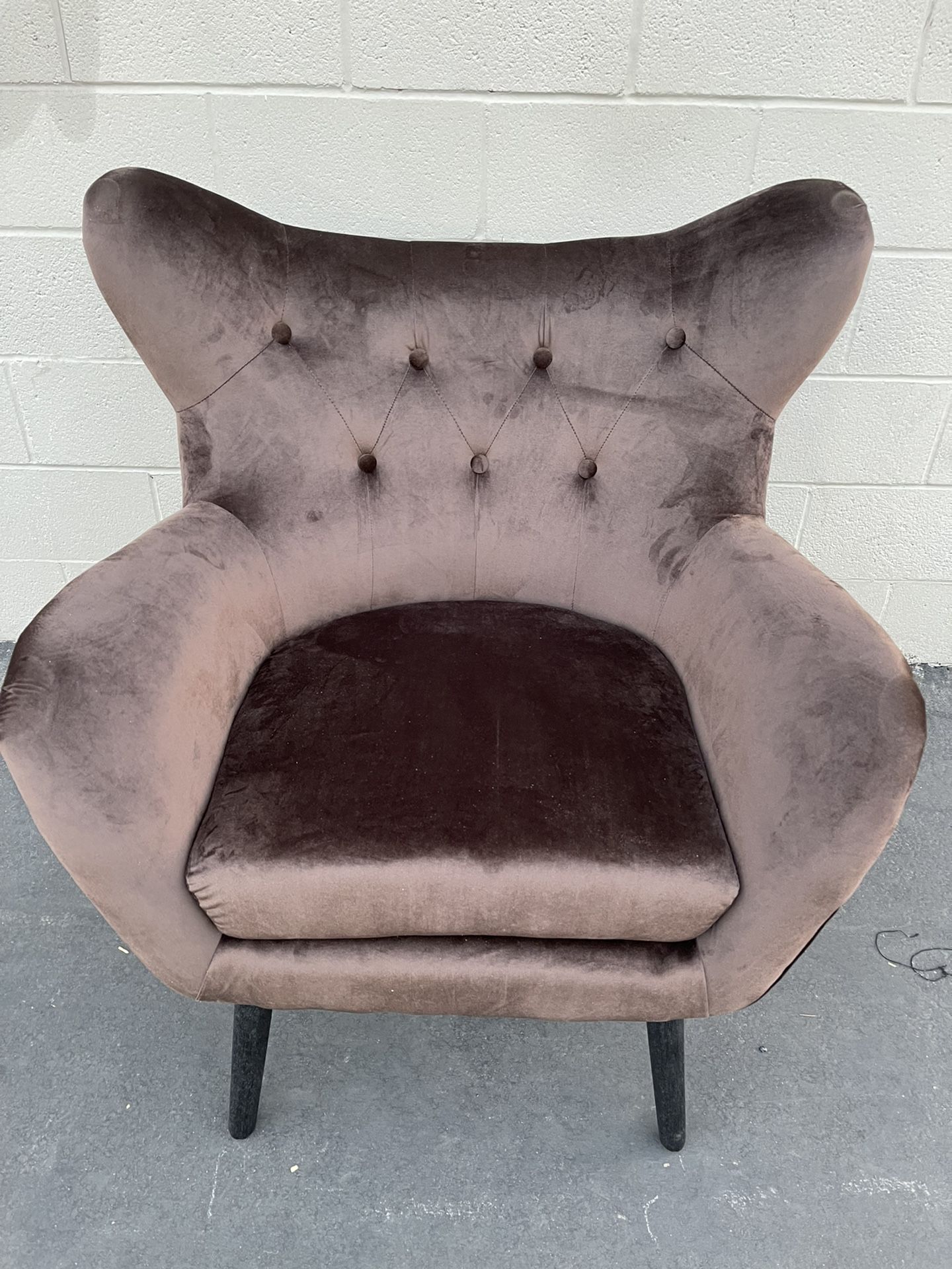 Velvet Chair