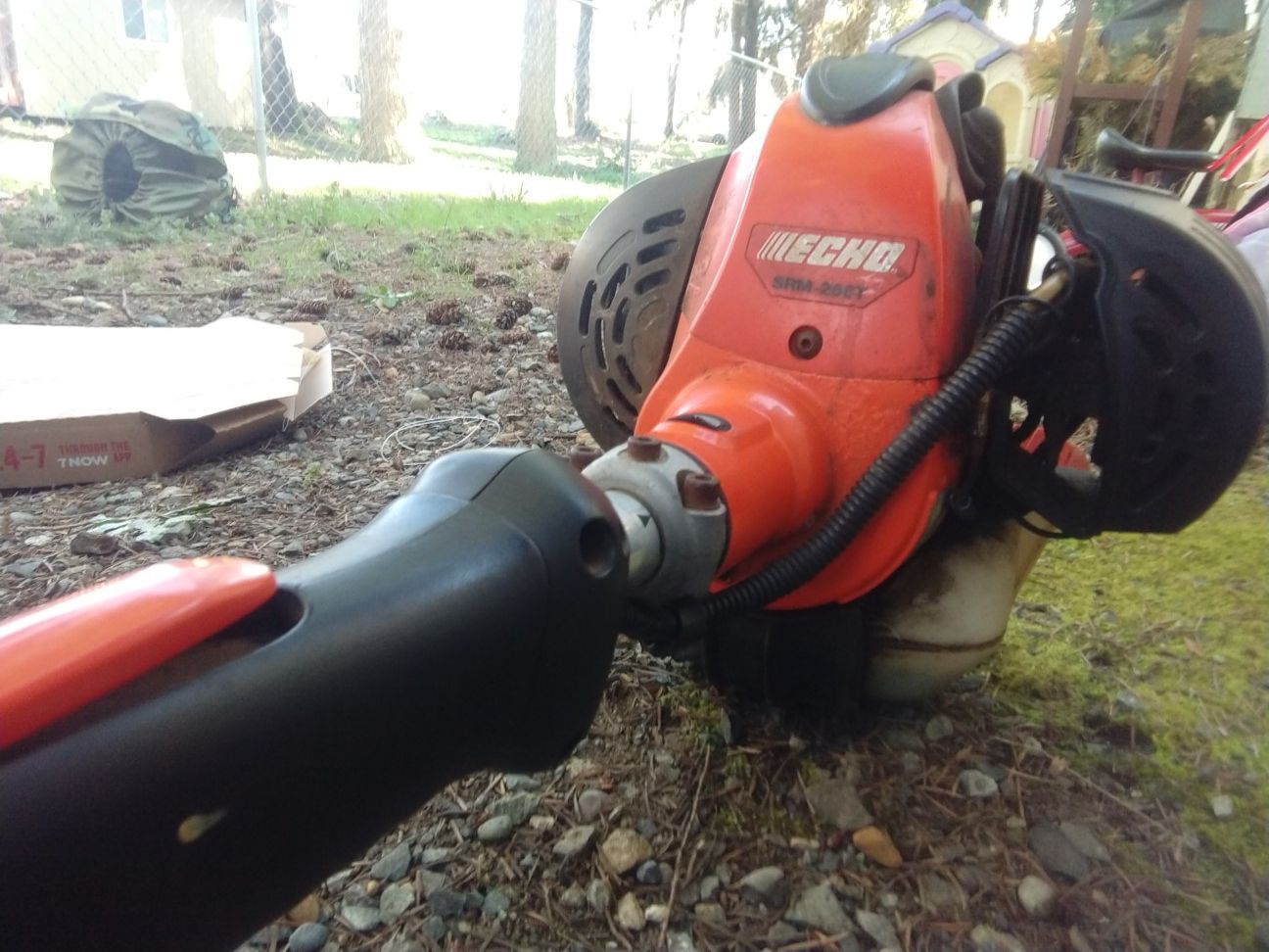 Echo srm-266t trimmer/weed eater for Sale in Puyallup, WA - OfferUp