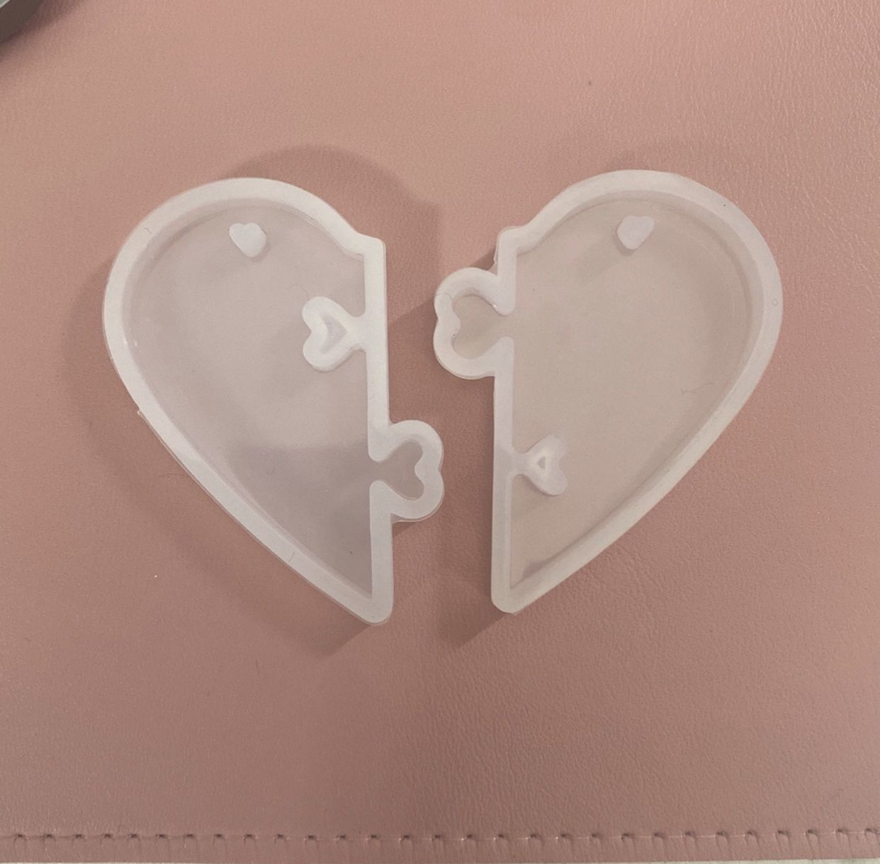 Locking Heart Silicone Keychain Molds (set of 2)