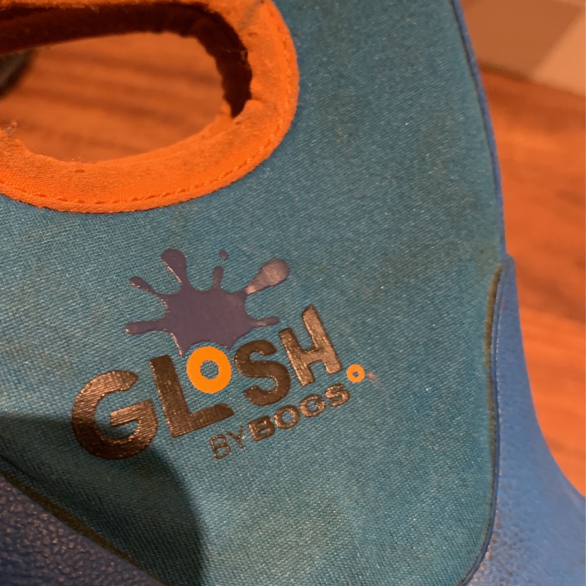 Rain Shoes Size 9