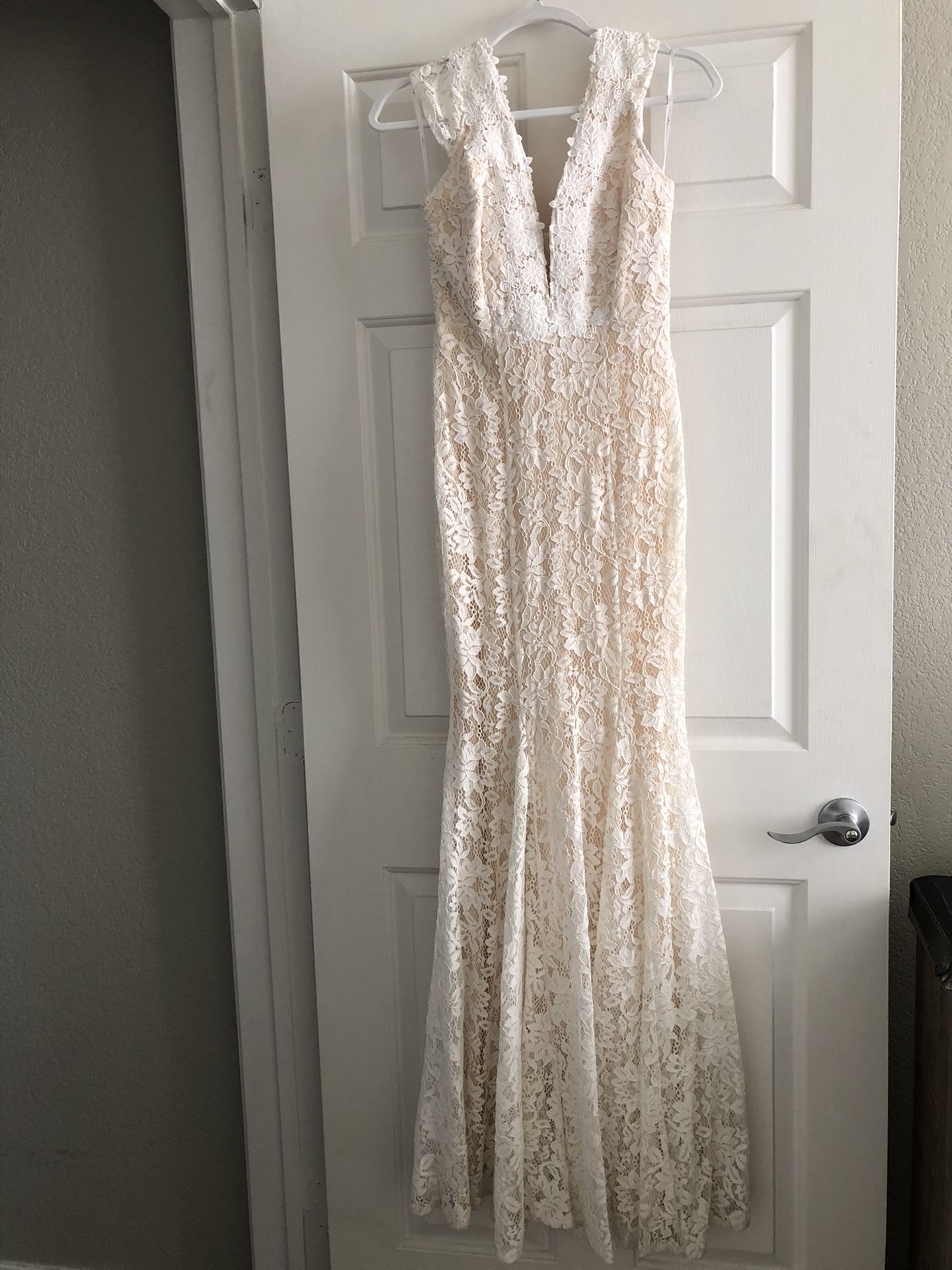 White Lace Short Sleeve Maxi Dress