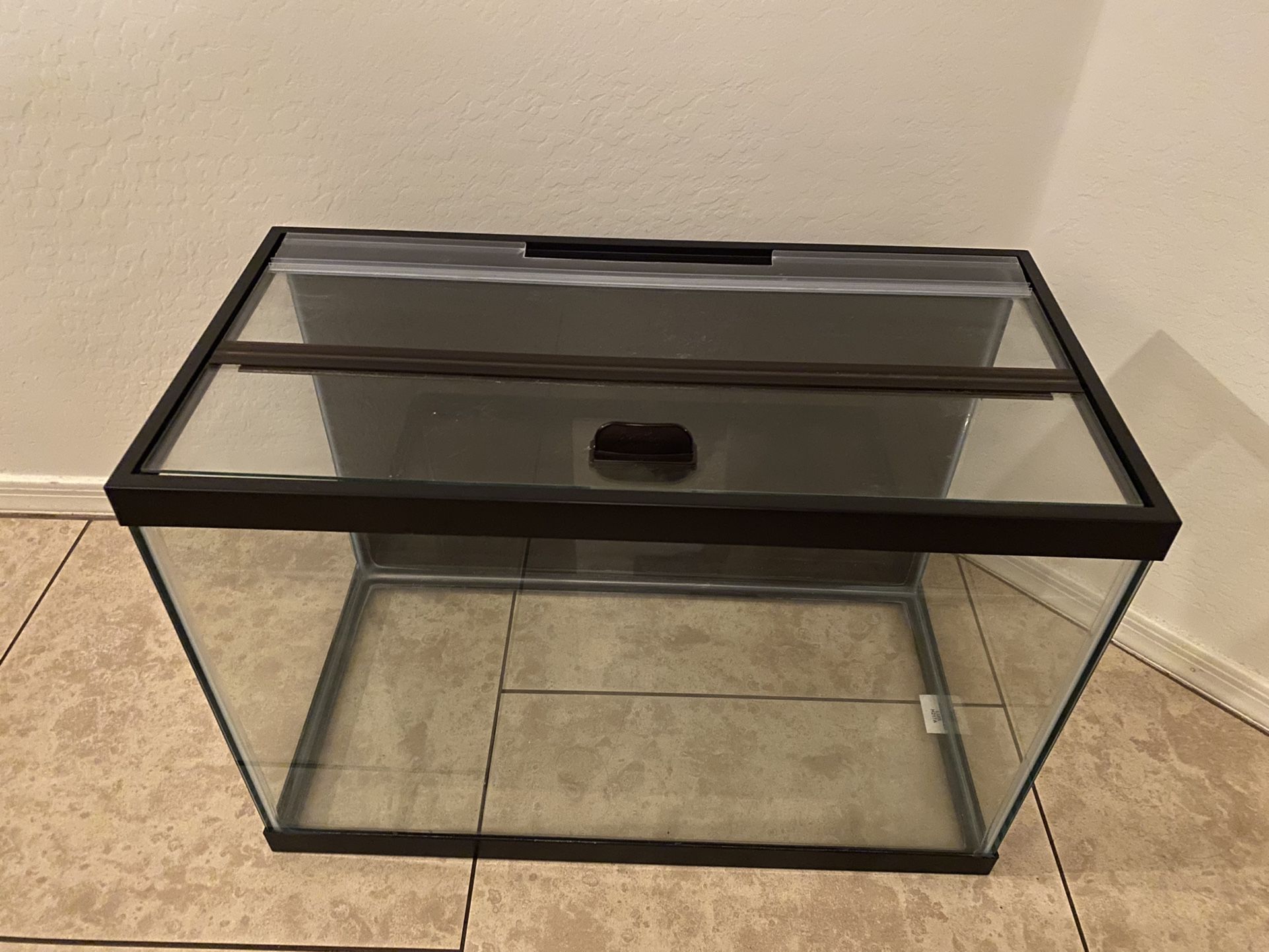 20 Gal Aqueon Fish Tank with LED Touch Light and Glass Canopy 