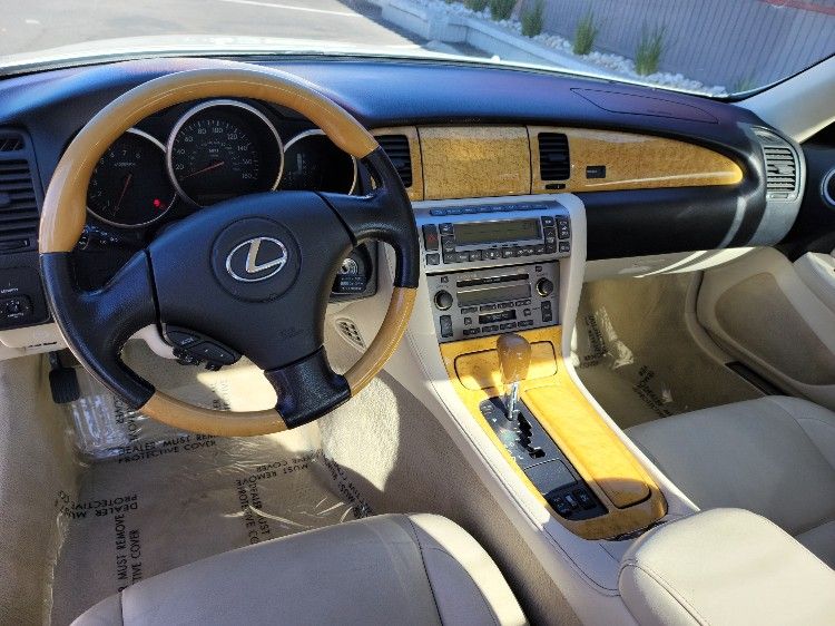 2004 Lexus SC
