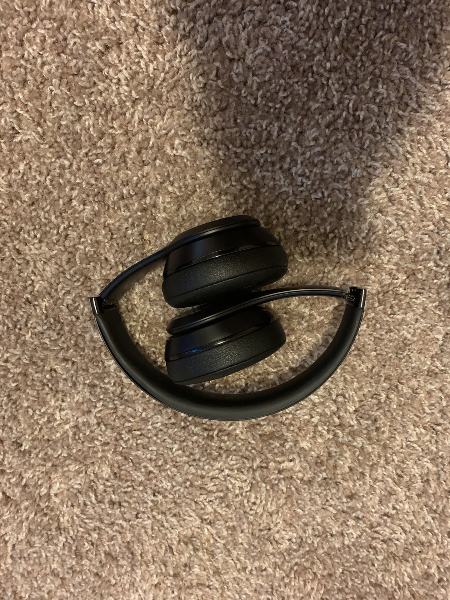 Beats Solo 3 Headphones