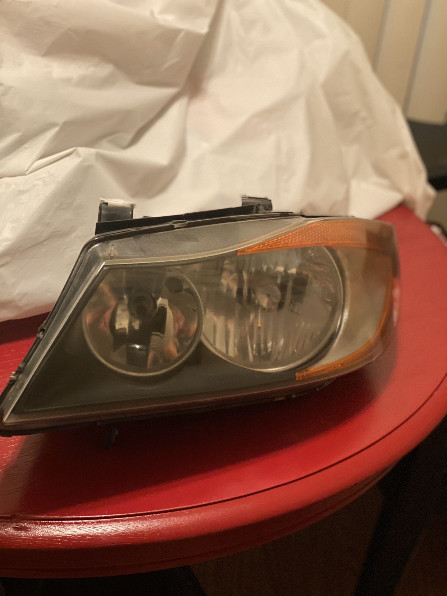 BMW E90 325i 328i 330i left headlight halogen OEM Valeo 6942725-07 W/ Ballast