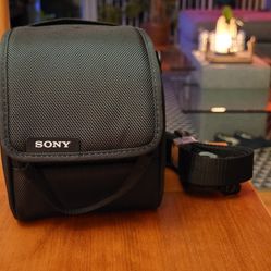 Sony Soft Lens Case For Sel24f14gm  Thumbnail