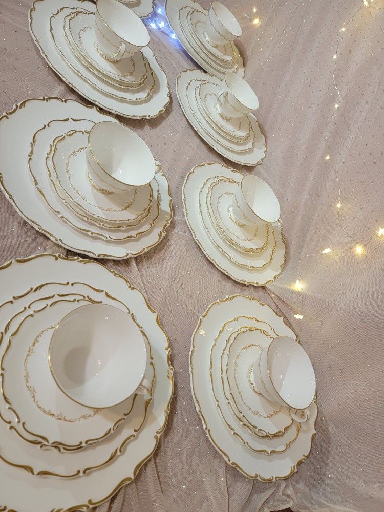 Royal Doultan Full Set Of Fine Bone China