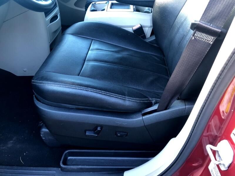 2015 Chrysler Town & Country