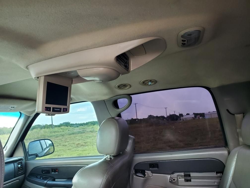 2003 Chevrolet Suburban