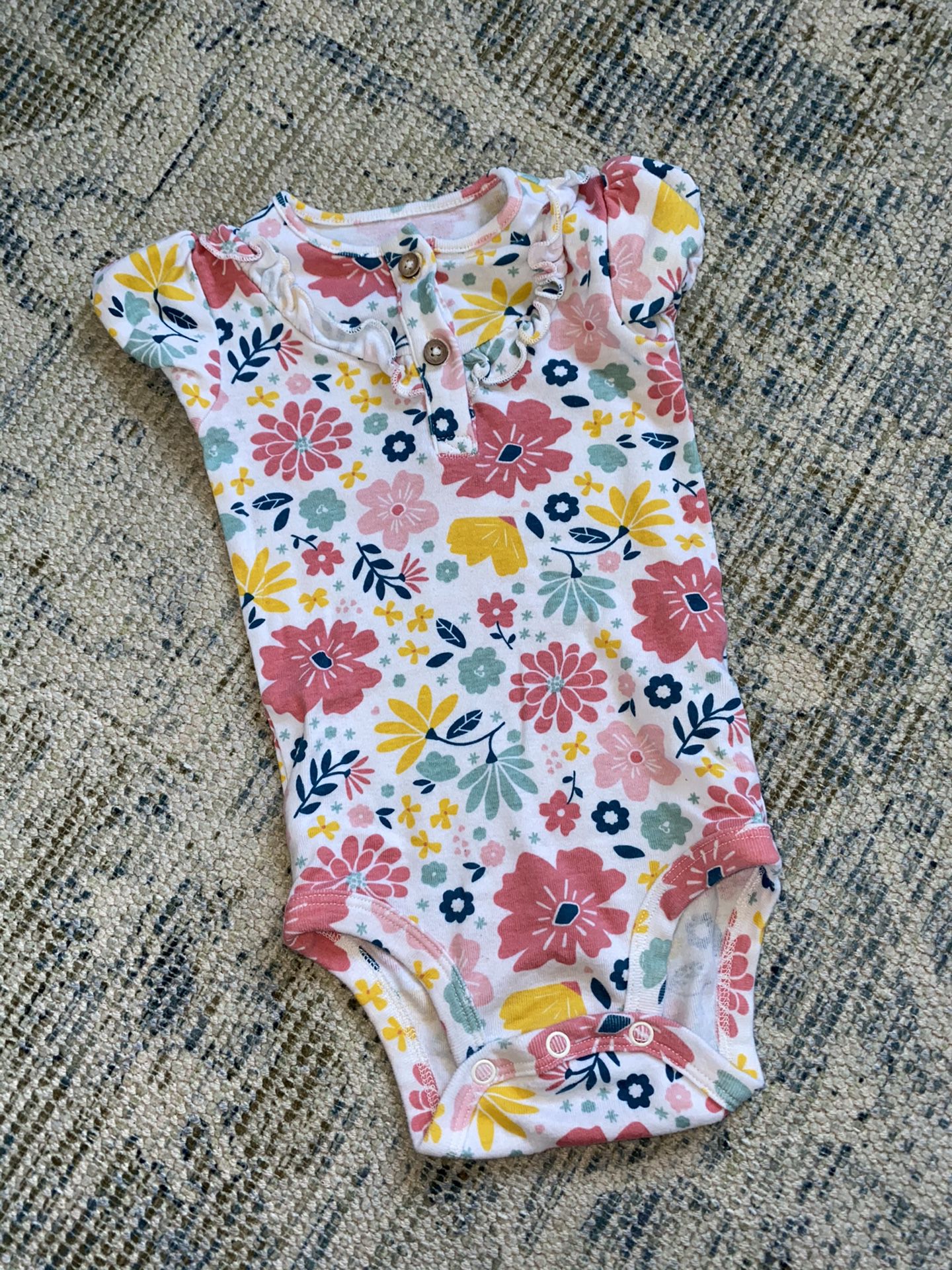 Baby girl flowered onesie size 6-12 months