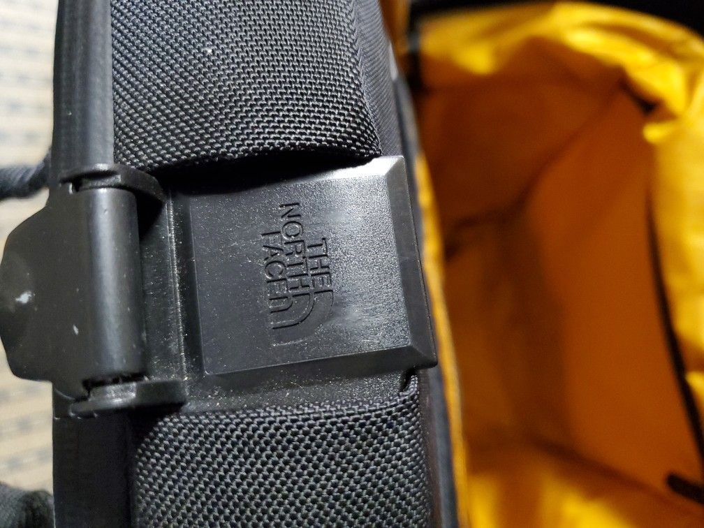 THE NORTH FACE Men's Back Pack