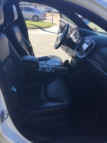 2011 Chrysler 300
