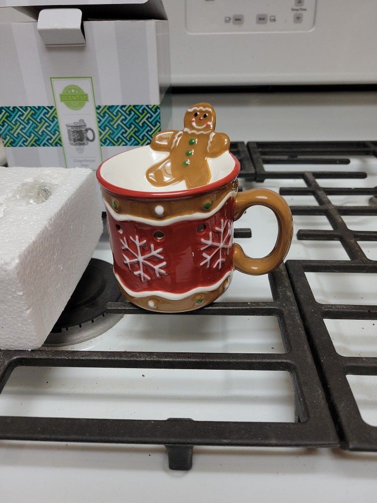 Scentsy Gingerbread Man Warmer