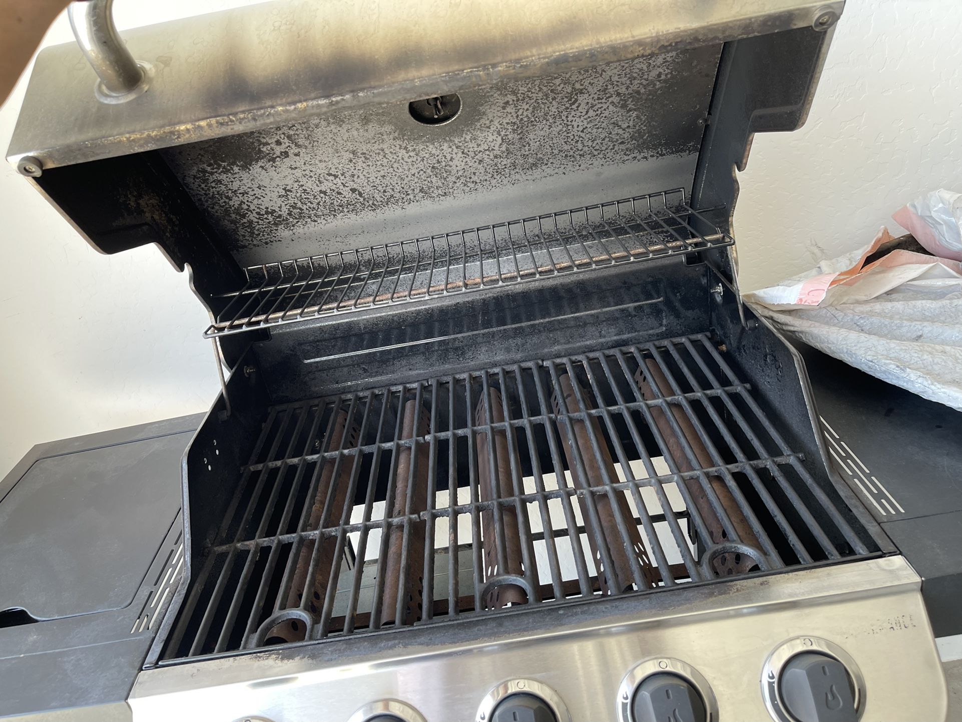 Pro Char-broil Gas Grill W/side Burner