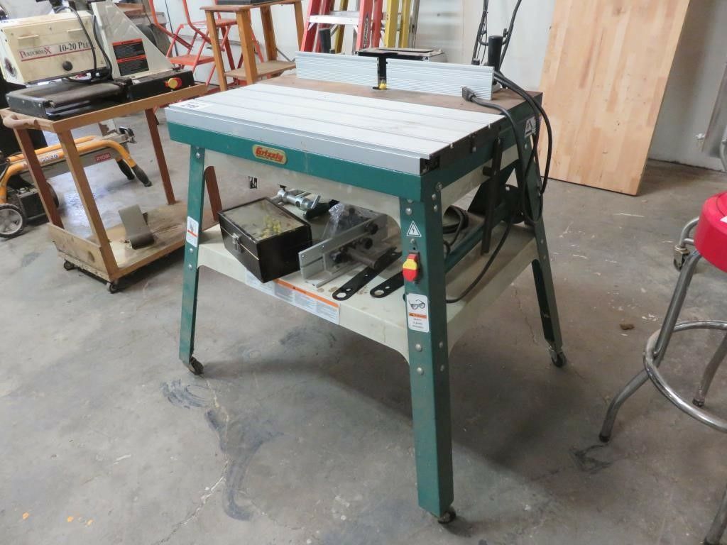 Grizzly Sliding Router Table for Sale in Puyallup, WA OfferUp