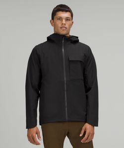 NWT Lululemon Men’s Outpour StretchSeal Jacket in Black Thumbnail