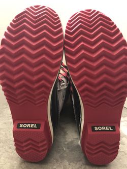 Sorel Tofino Snow Boots - Light Grey / Black Size: 7 Youth Thumbnail