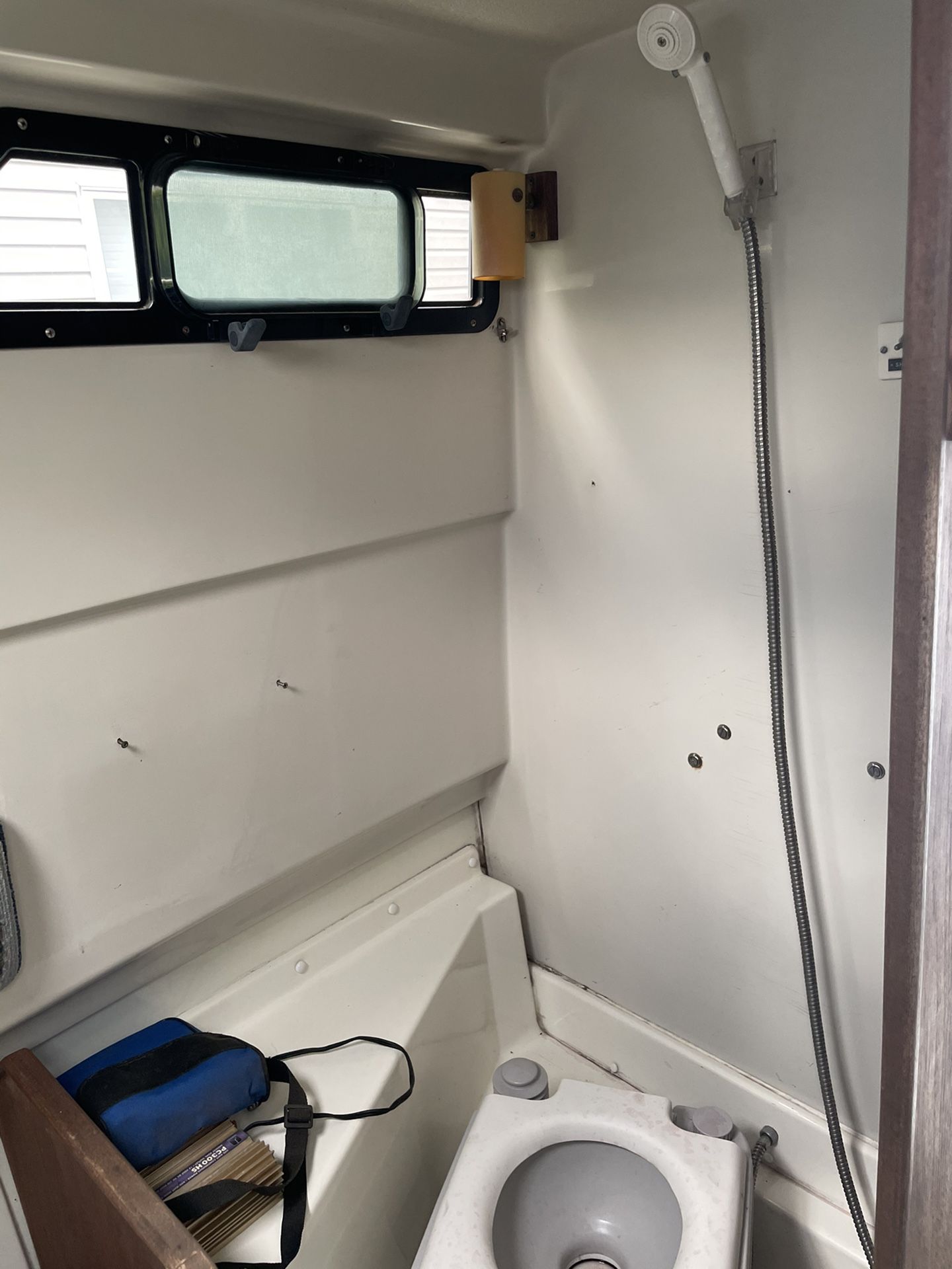 1988 Watkins Cabin Cruiser