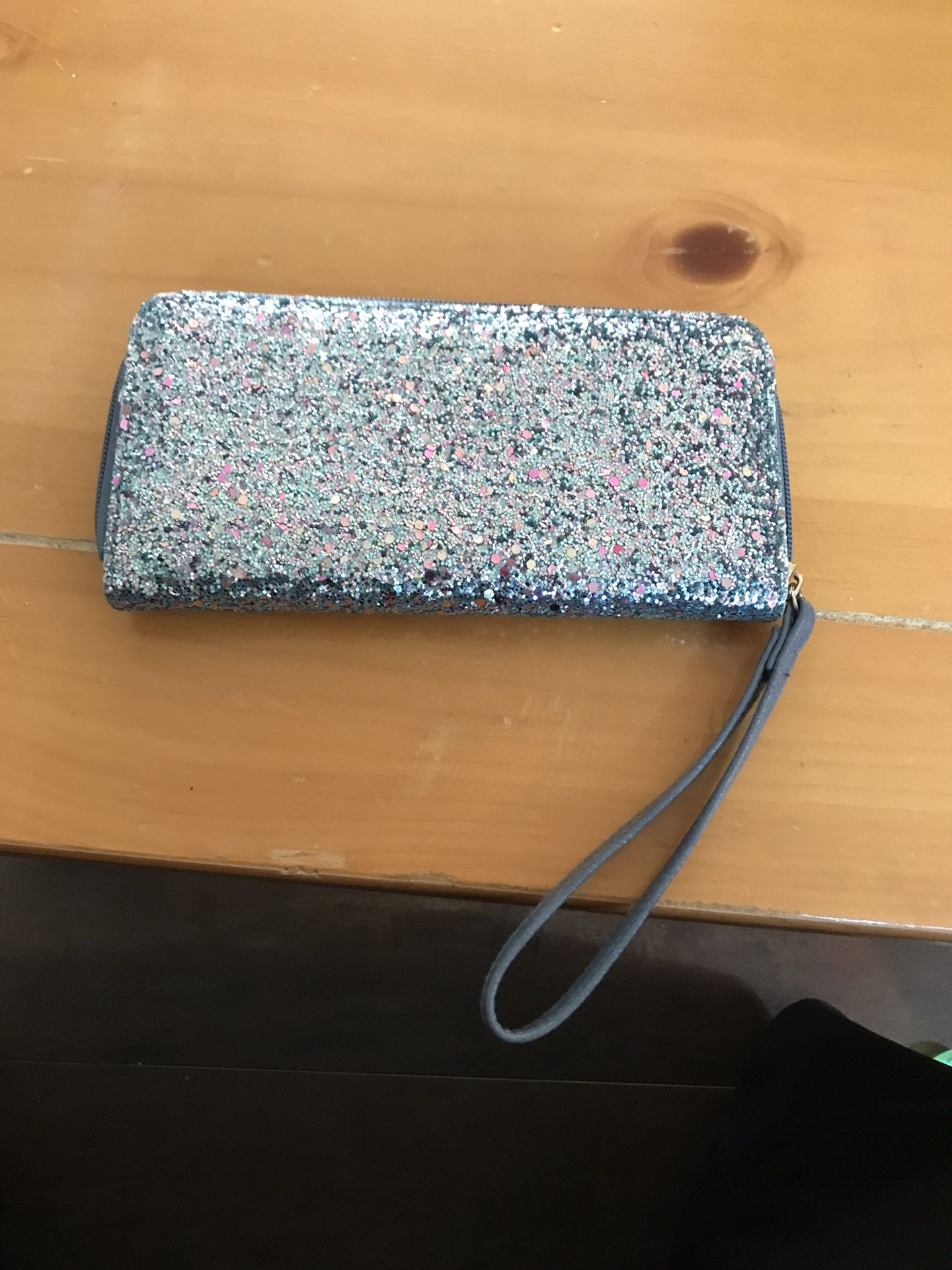 Glittery Wallet Pickup In Lake Tomahawk Only