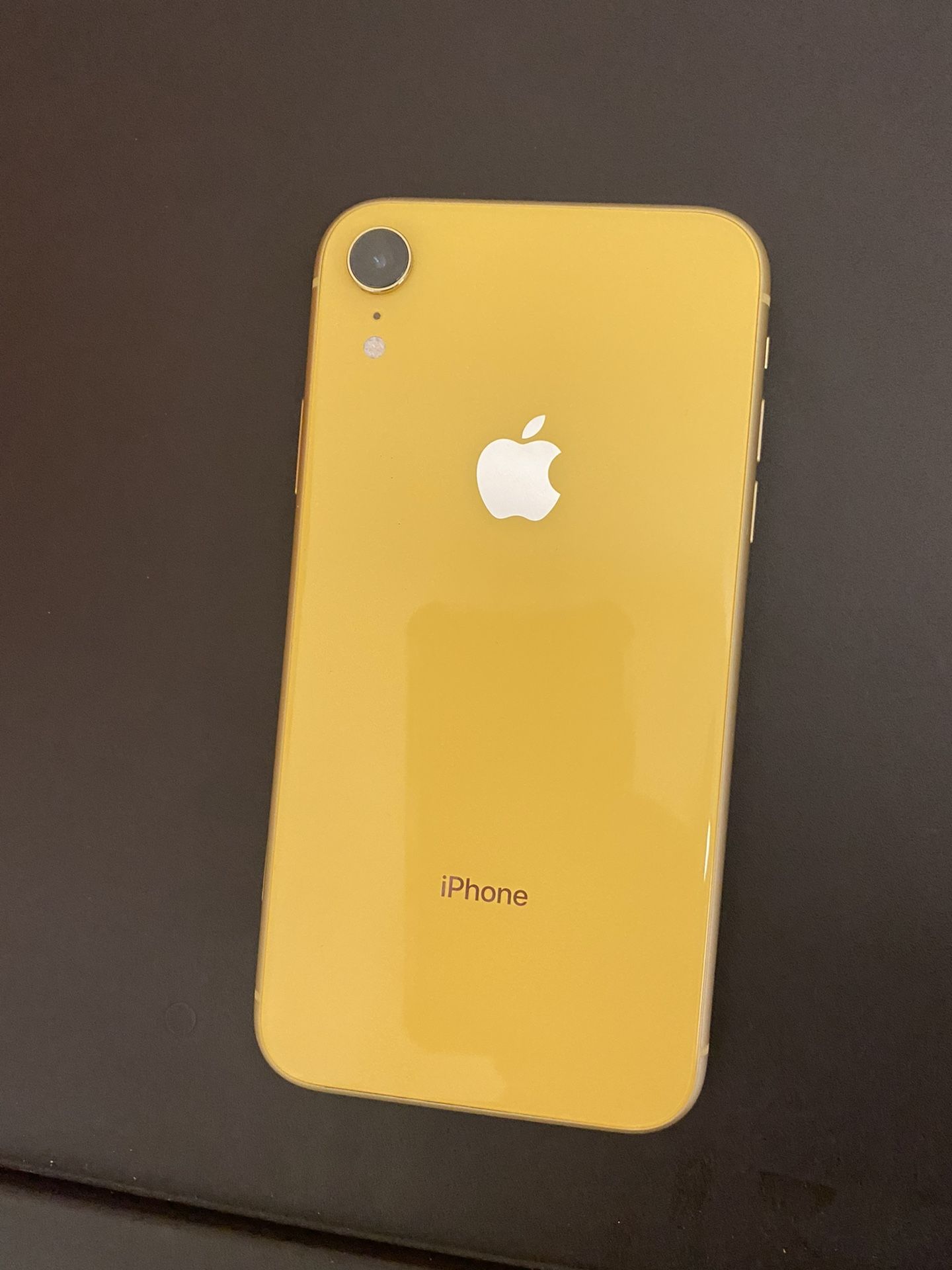 Unlocked iPhone XR 64gb