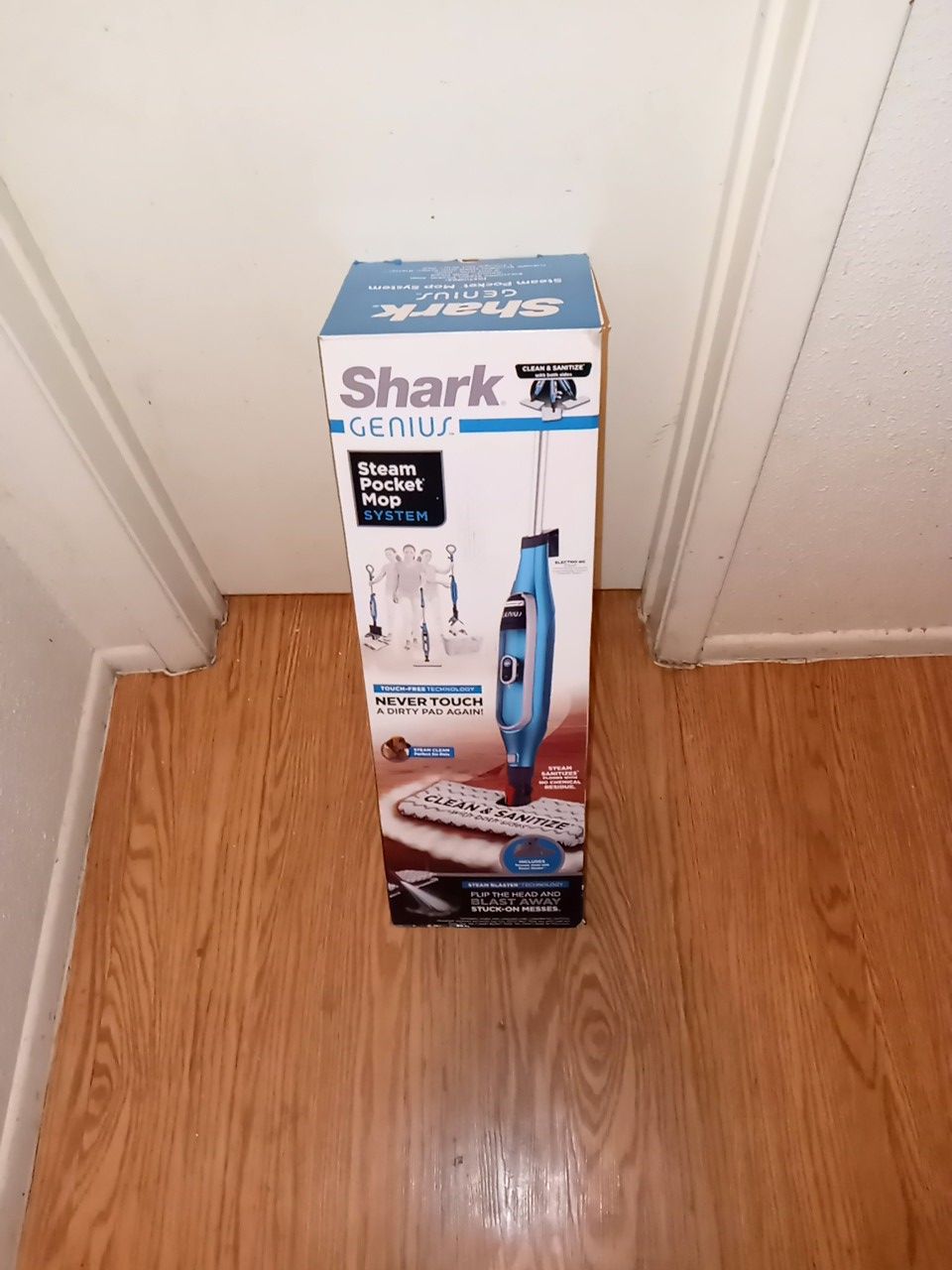 SHARK Genius Steam Pocket Mop