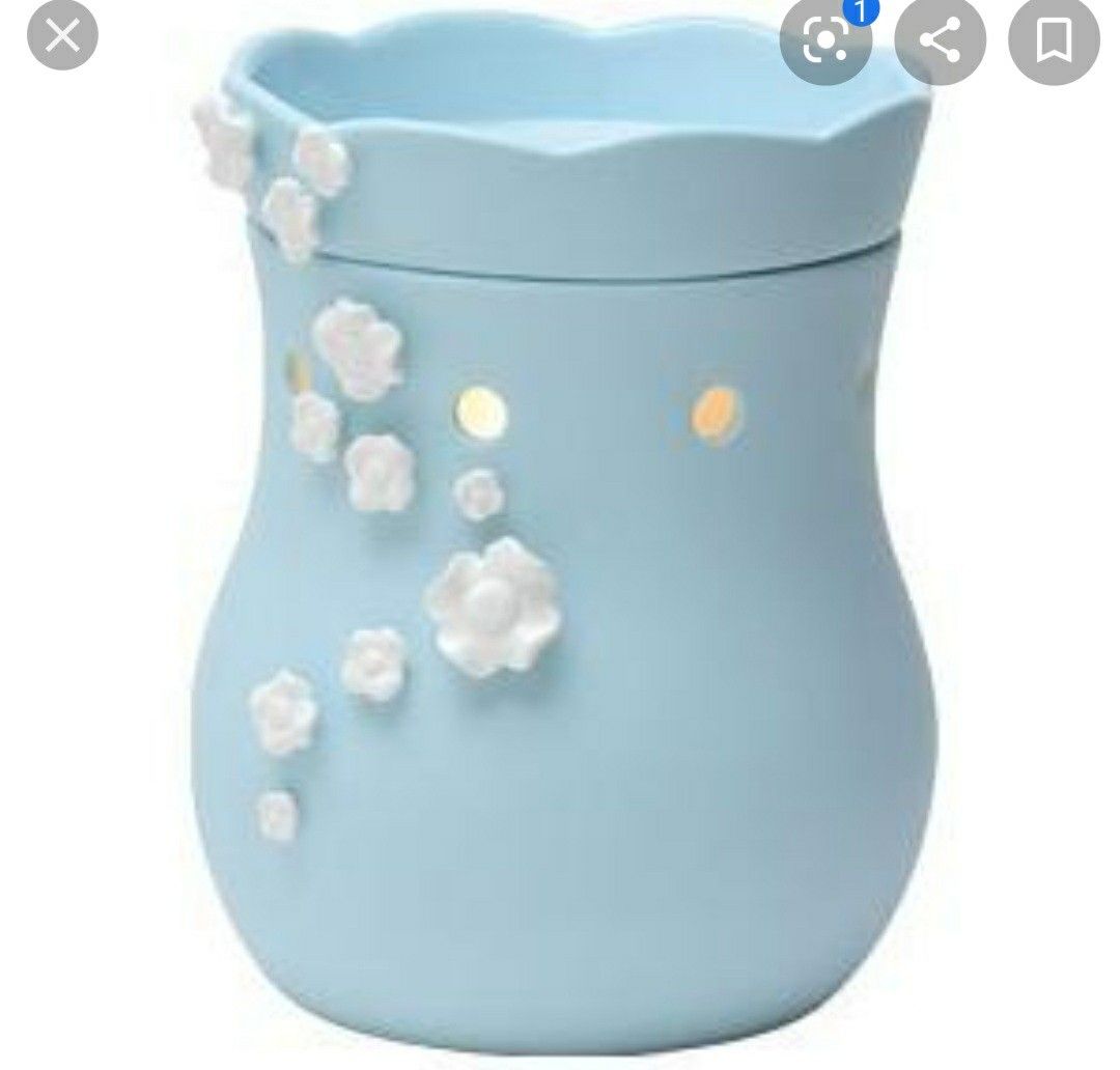 Brand New Scentsy Warmers