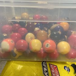 Lot Of Used Billiards 🎱 Pool Table Balls $55  Thumbnail