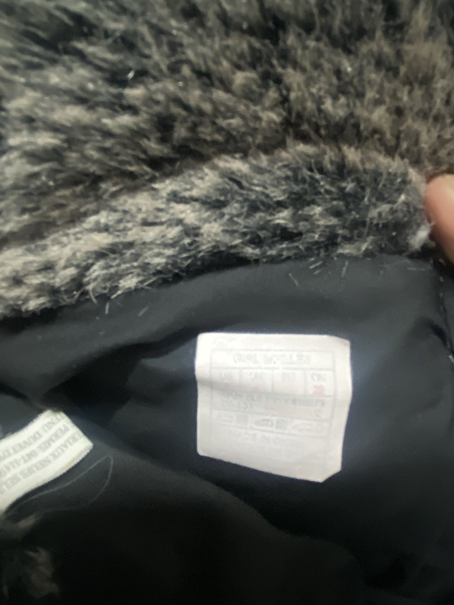 The North Face Womens Appy Nuptse Fur IV Snow Boots Black Mid Calf Lace Up Sz. 5. Pre- owned condition. Make an offer!