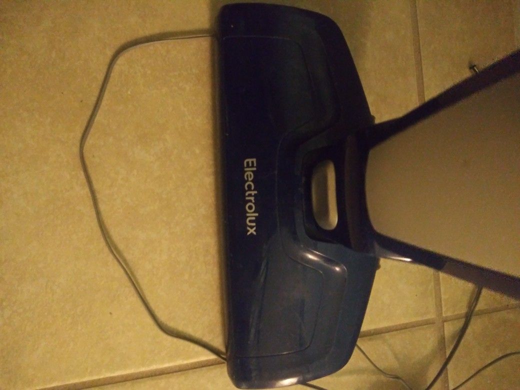 Electrolux Ergorapid 2 In 1 Vacuum