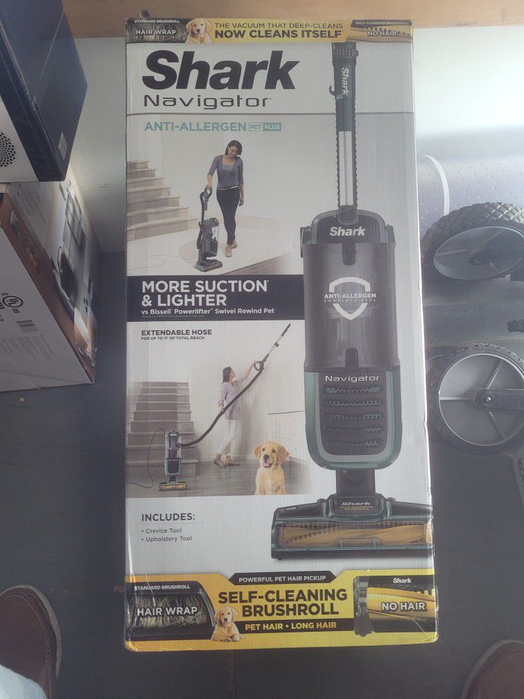 Shark Navigator Anti-Allergen Plus Upright Vacuum

