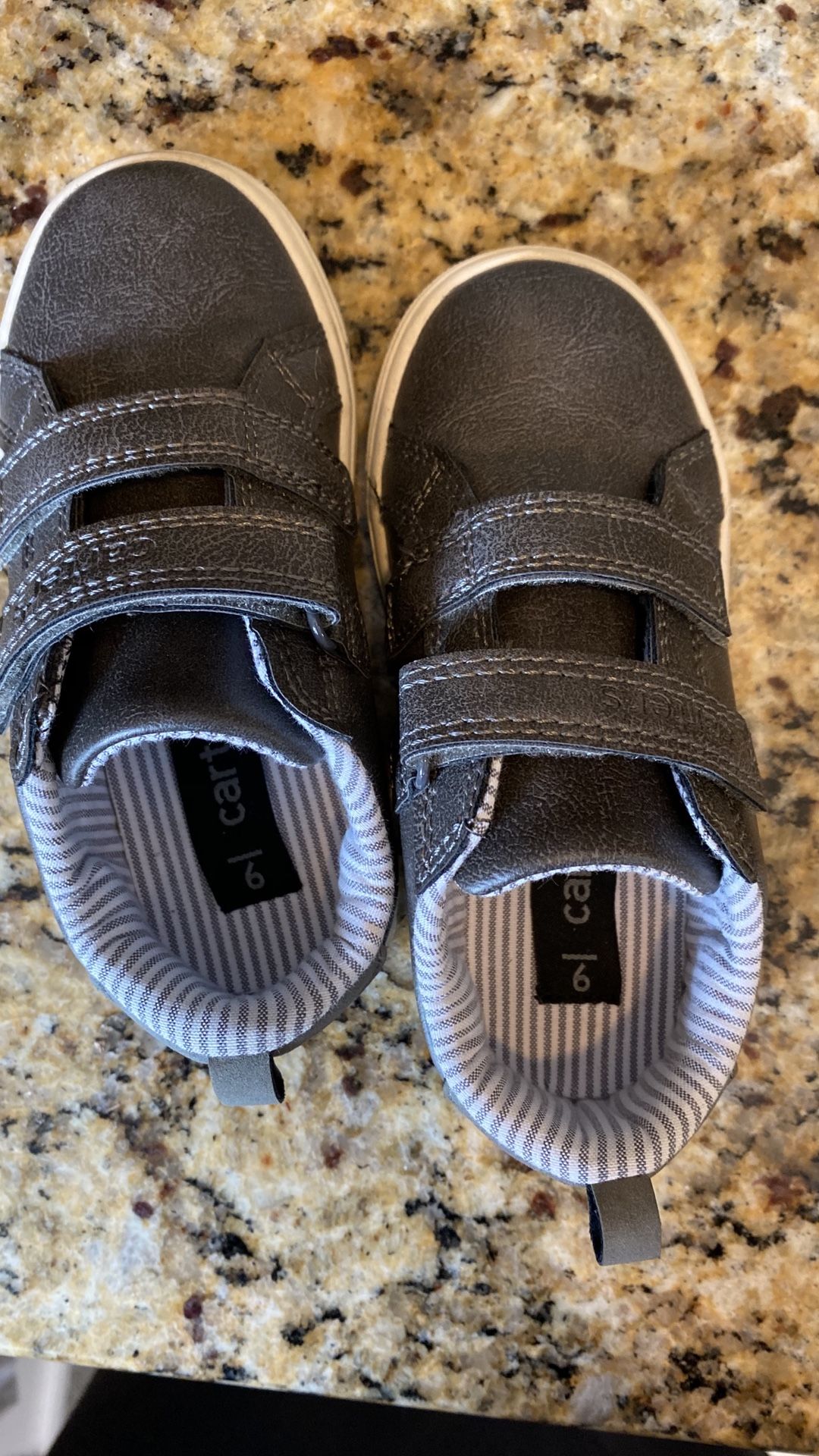 Size 9T toddler boy shoes and boot lot
