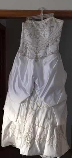 Size 26 wedding dress Thumbnail