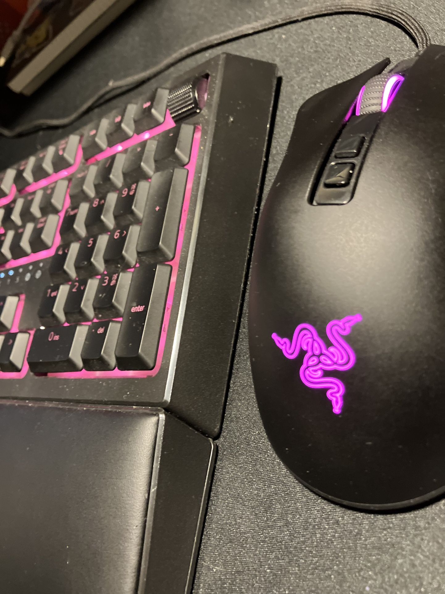 Razer Homerun Gaming Bundle (Keyboard, Wrist Rest, Mouse, Mouse Pad