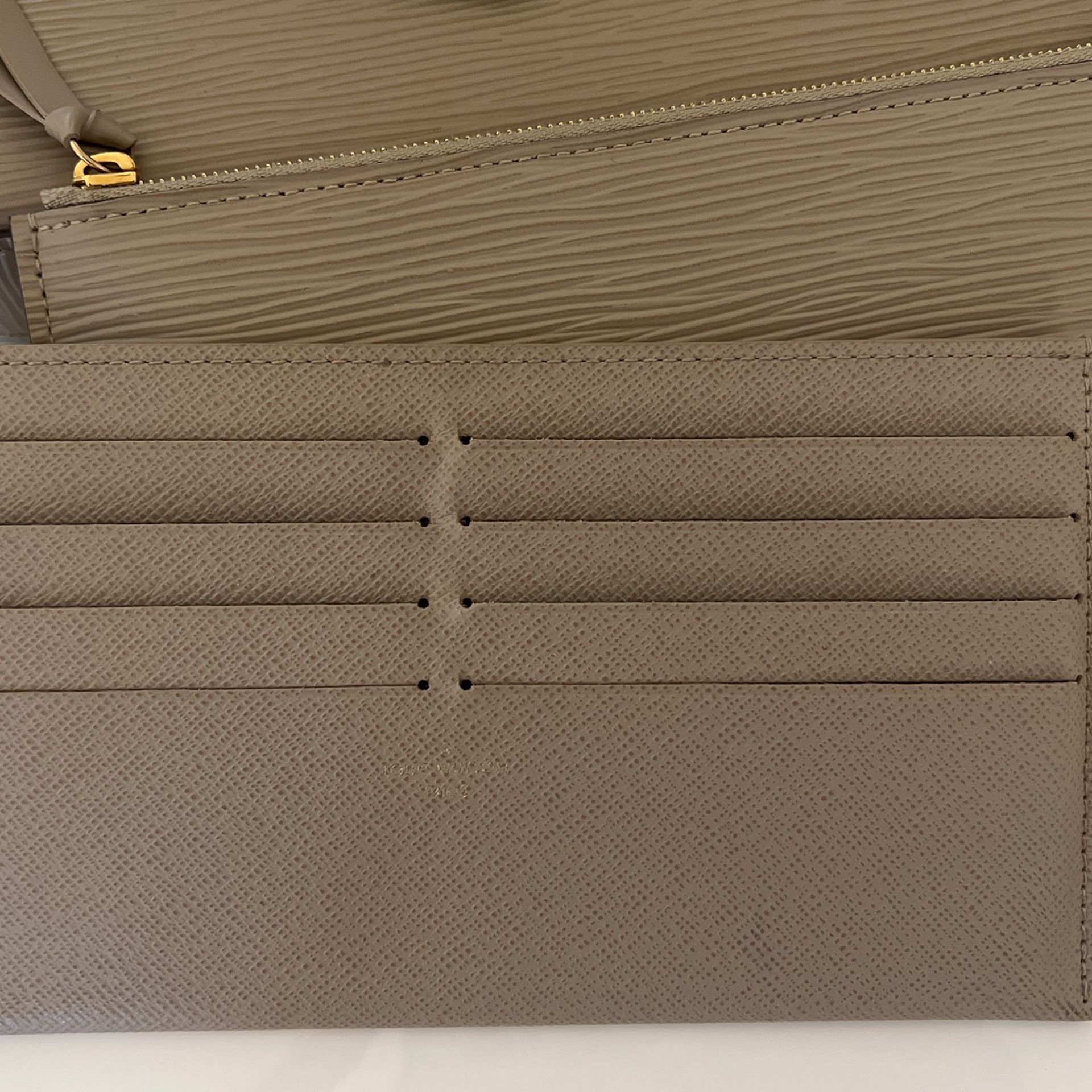Louis Vuitton Nude Wallet Purse