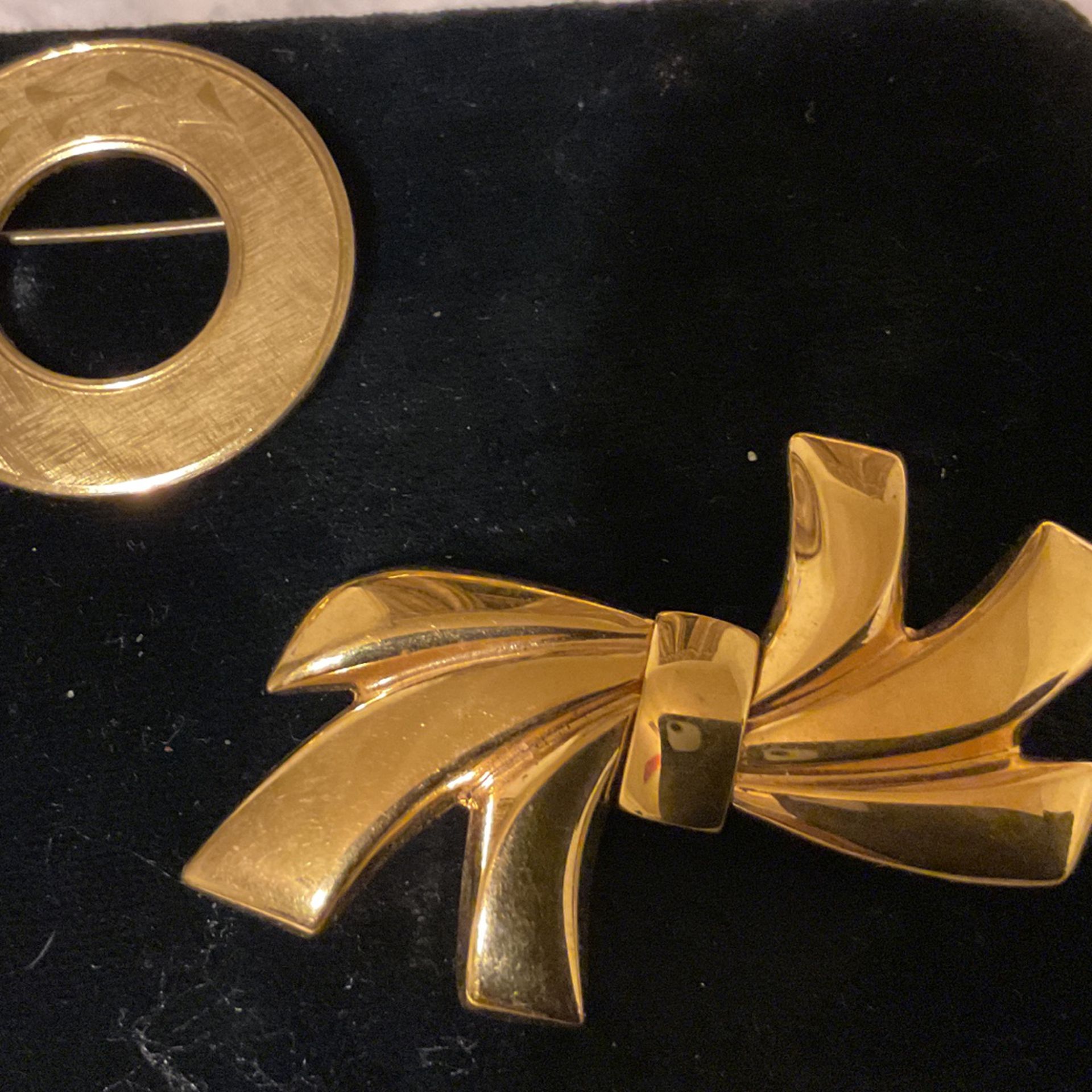 2 Gold Tone Brooches 