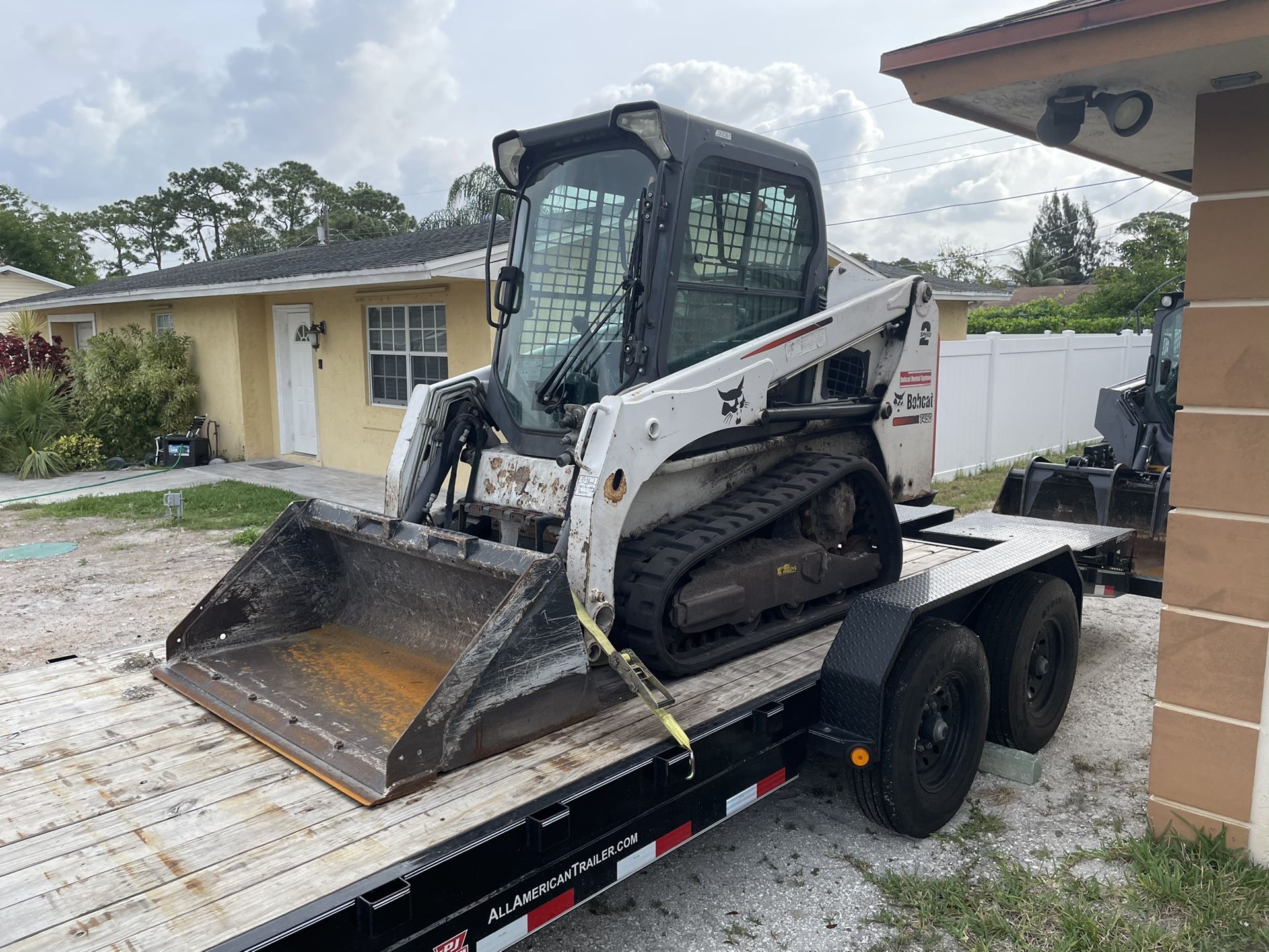 Bobcat T-450